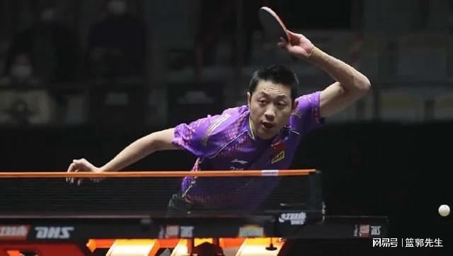 人瞩目的 人瞩目的